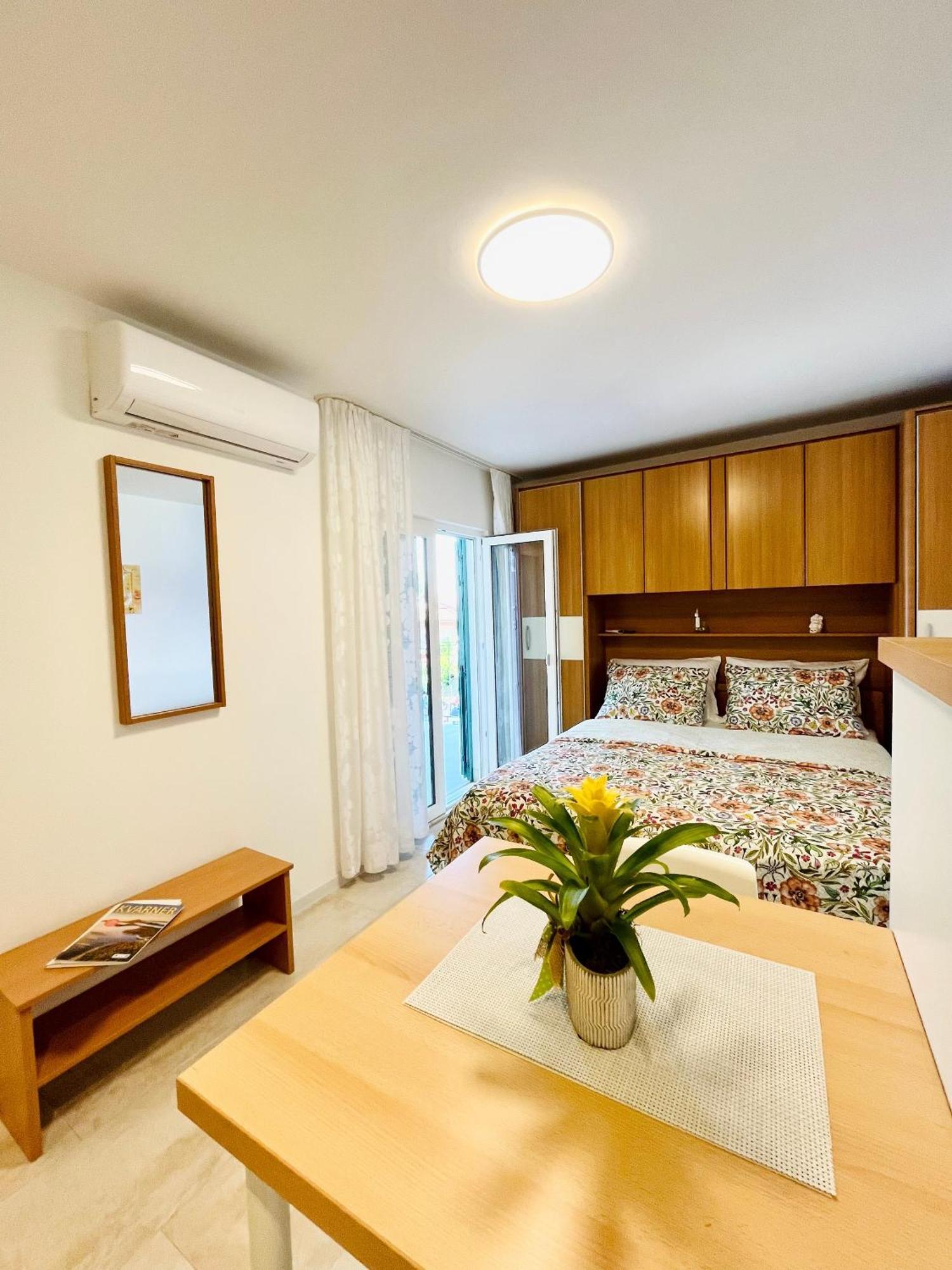 Apartments By The Sea Medveja, Opatija - 7720 Lovran Szoba fotó